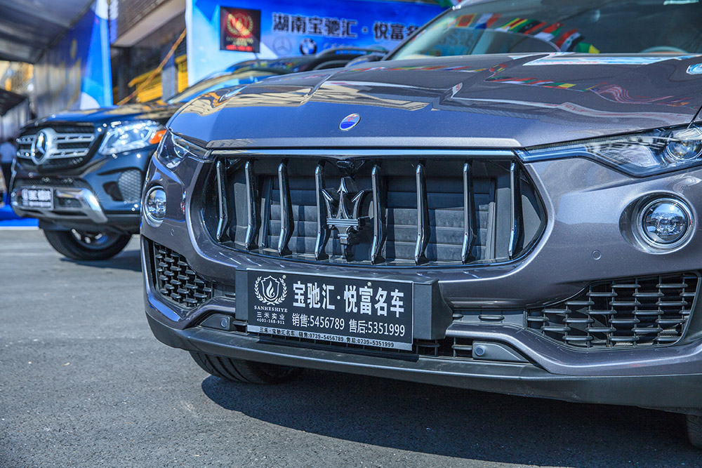 【車展第一天】遇到那個TA，放棄蘋果8......