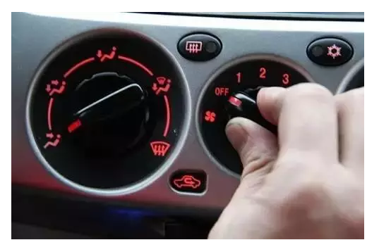 先熄火還是先關(guān)空調(diào)？很多人都不知道，做錯(cuò)后果很嚴(yán)重！