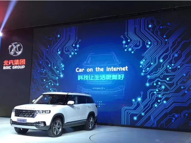 男同胞們，當女同事上班不再化妝時，你要小心了…嘿嘿嘿