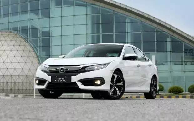 養(yǎng)眼+給力，第十代CIVIC（思域）才是年輕人標(biāo)配