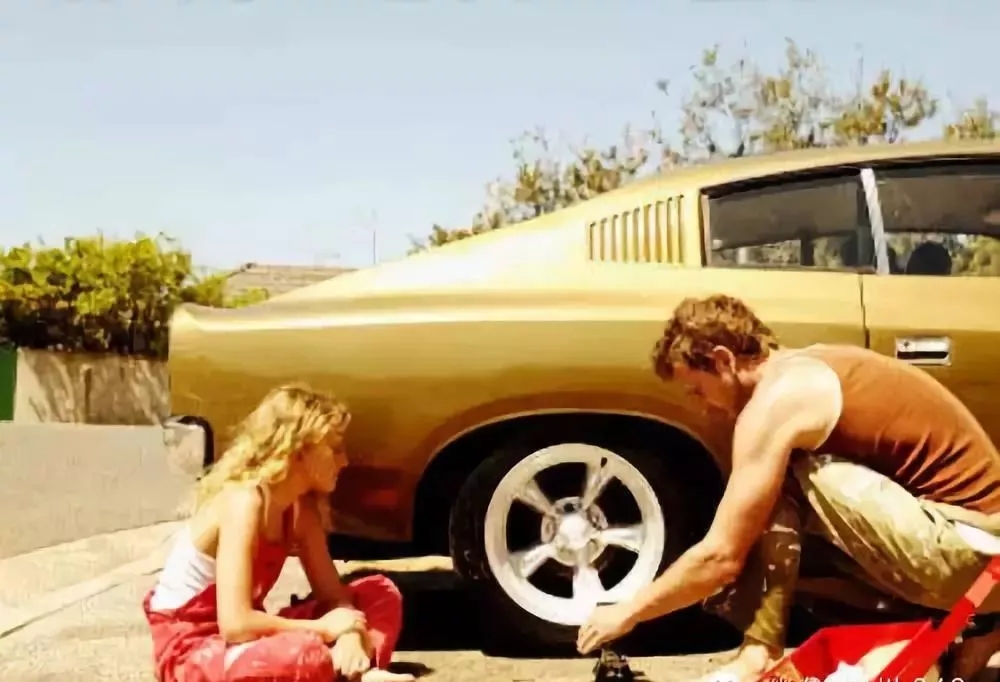 哪些錯誤的操作能增加爆胎的風險呢？