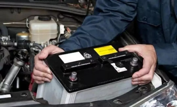 汽車電瓶壞了，可能是這幾種因素造成！