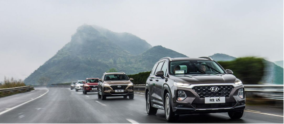 70%的車主不知道怎樣正確給汽車水箱加水，快看是不是你！