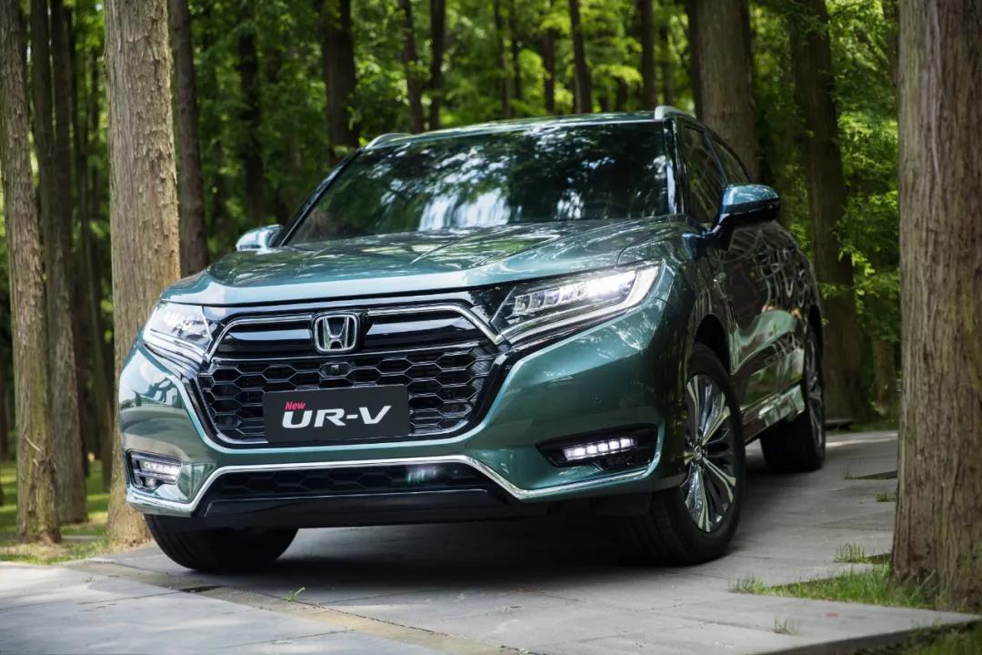 品鑒山水江城，尊享不凡旅程