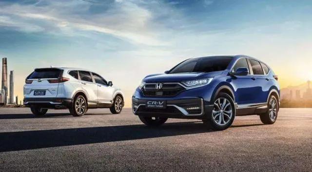 媒體視角 | 還在糾結(jié)怎么買(mǎi)車(chē)？200萬(wàn)用戶認(rèn)準(zhǔn)的CR-V了解一下？